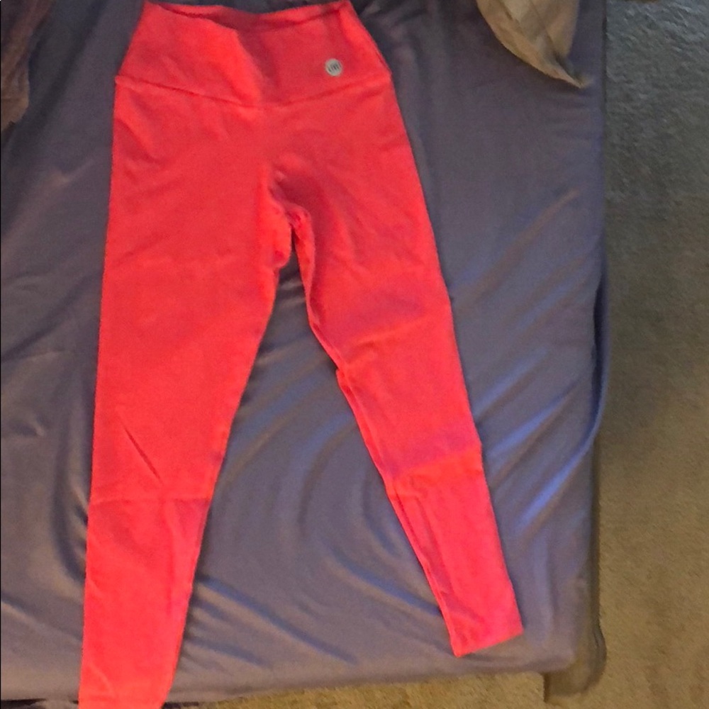 LIVE! Leggings - Size Small